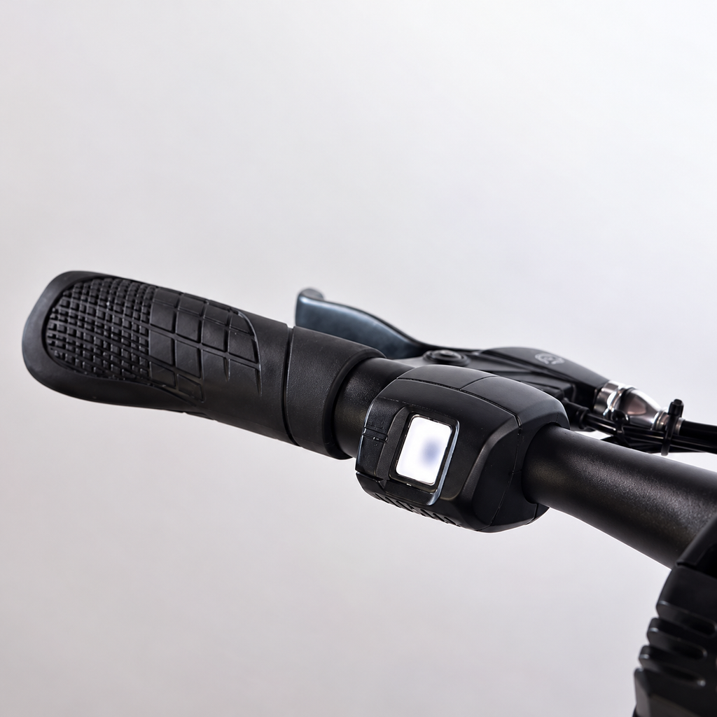 NTRODUCING REEVO: THE HUBLESS E-BIKE  The Future of Cycling Is Here.  New Arrival • Exclusive Launch Offer • Limited Time Only