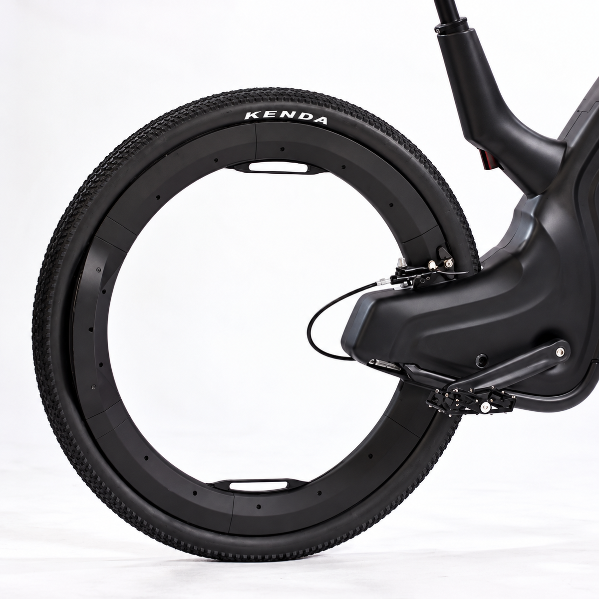 NTRODUCING REEVO: THE HUBLESS E-BIKE  The Future of Cycling Is Here.  New Arrival • Exclusive Launch Offer • Limited Time Only